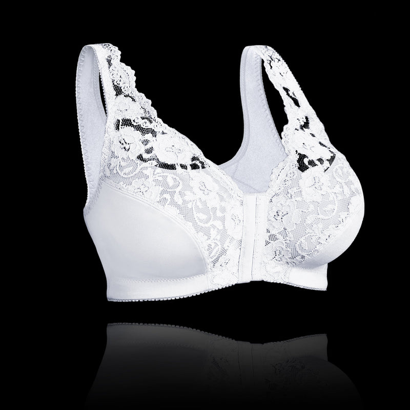 Front hooks, stretch-lace, super-lift, and posture correction – ALL IN ONE BRA!